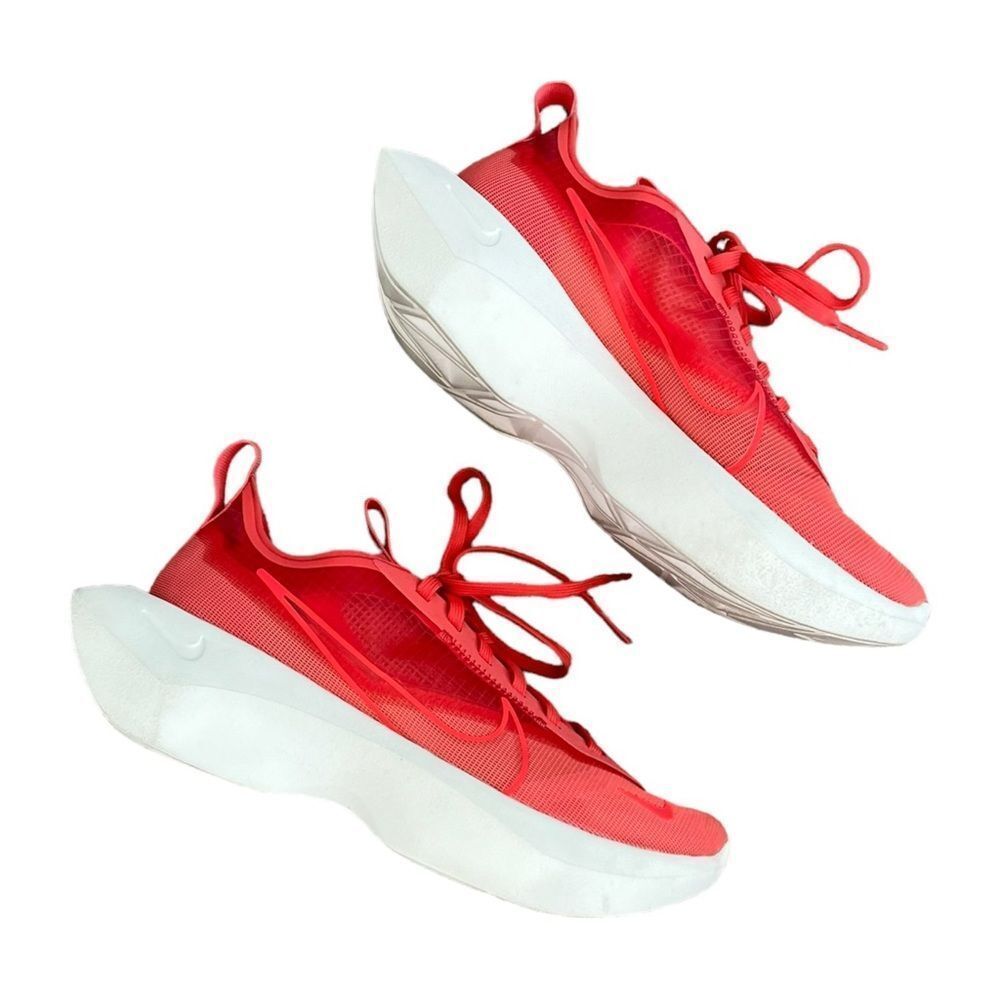 Nike Vista Lite Sneakers - Picture 2 of 8